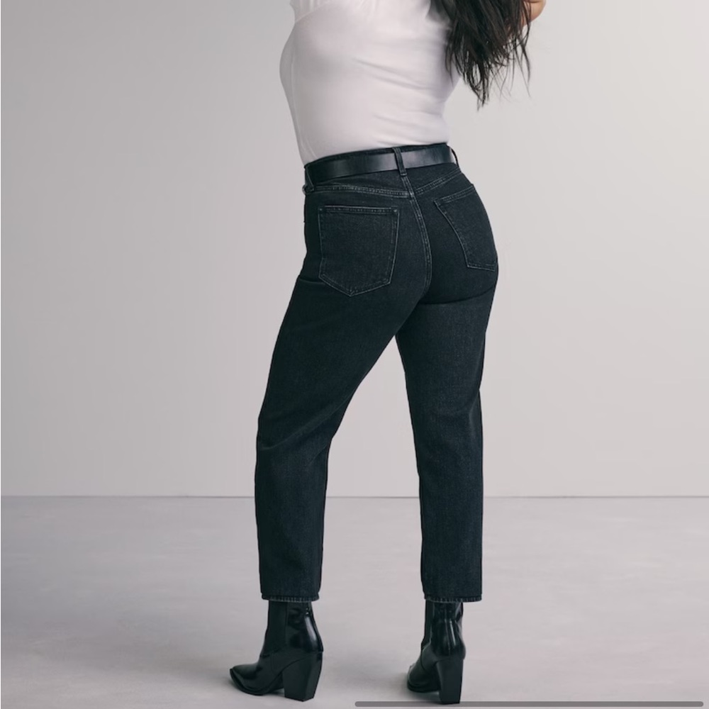 ABERCROMBIE CURVE LOVE ULTRA HIGH RISE ANKLE STRAIGHT JEANS BLACK